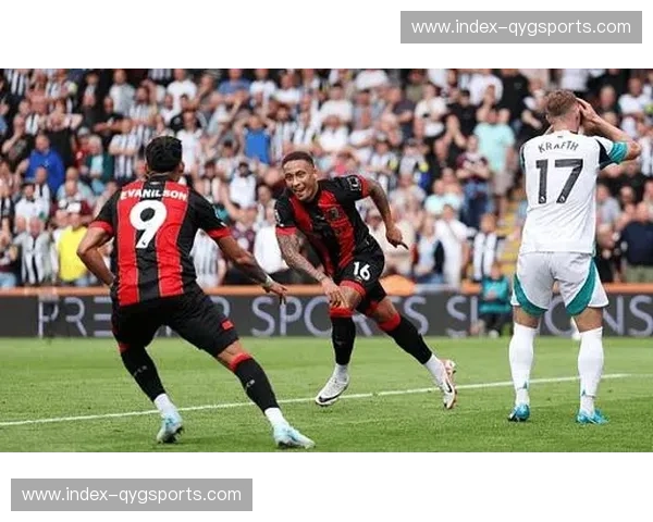 戈登伪九号战术半场闪光 纽卡客场遭利物浦逆转