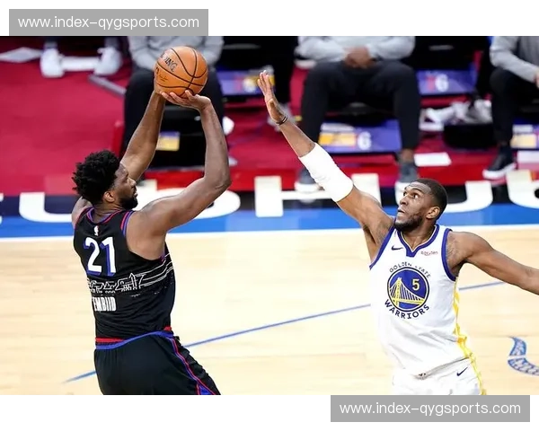 里昂边路突击结合中路渗透 战术宽度创造禁区内得分机会 里昂边路突击结合中路渗透 战术宽度创造禁区内得分机会